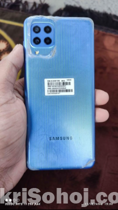 Samsung F22